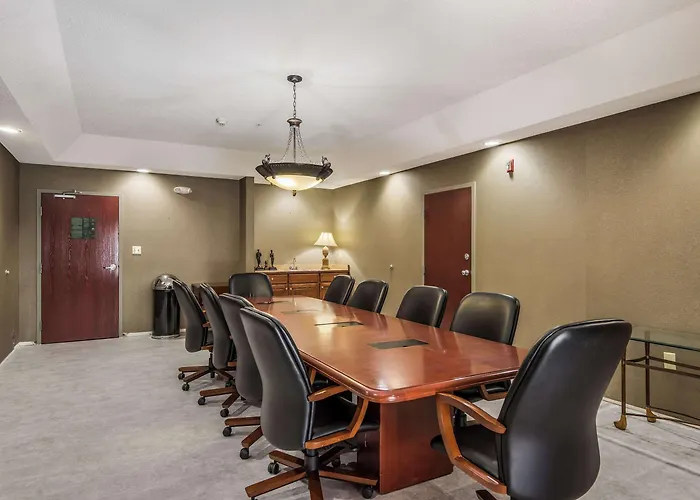 Quality & - Downtown Hotel Quincy