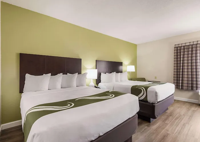 Quality & - Downtown 4* Quincy