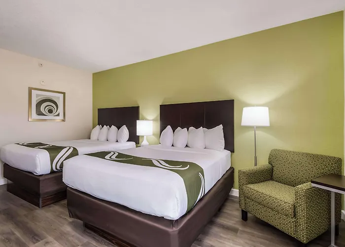 Quality & - Downtown Hotel 4*