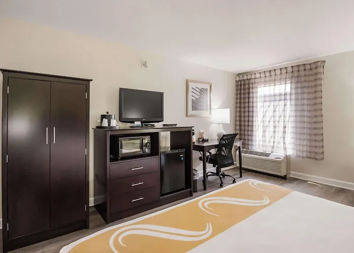 Hotel Quality & - Downtown 4*